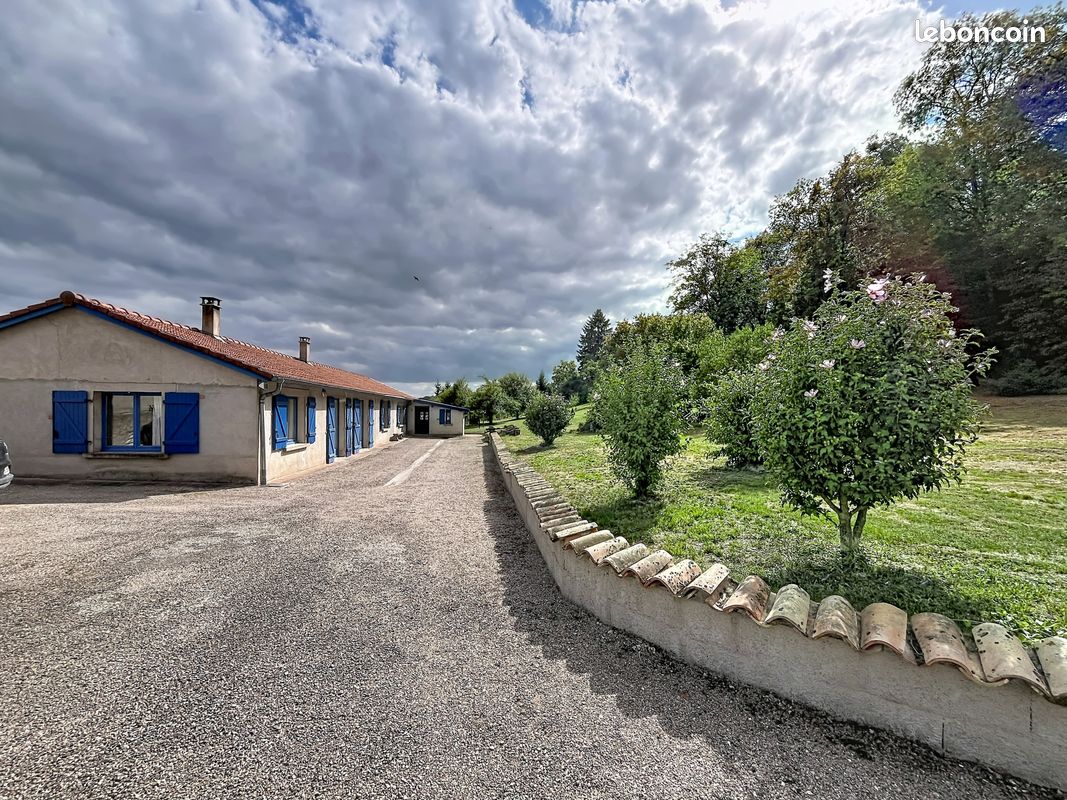 Maison 7 pièces 256 m² · à Vaucouleurs · 256 m² · 355 000 €