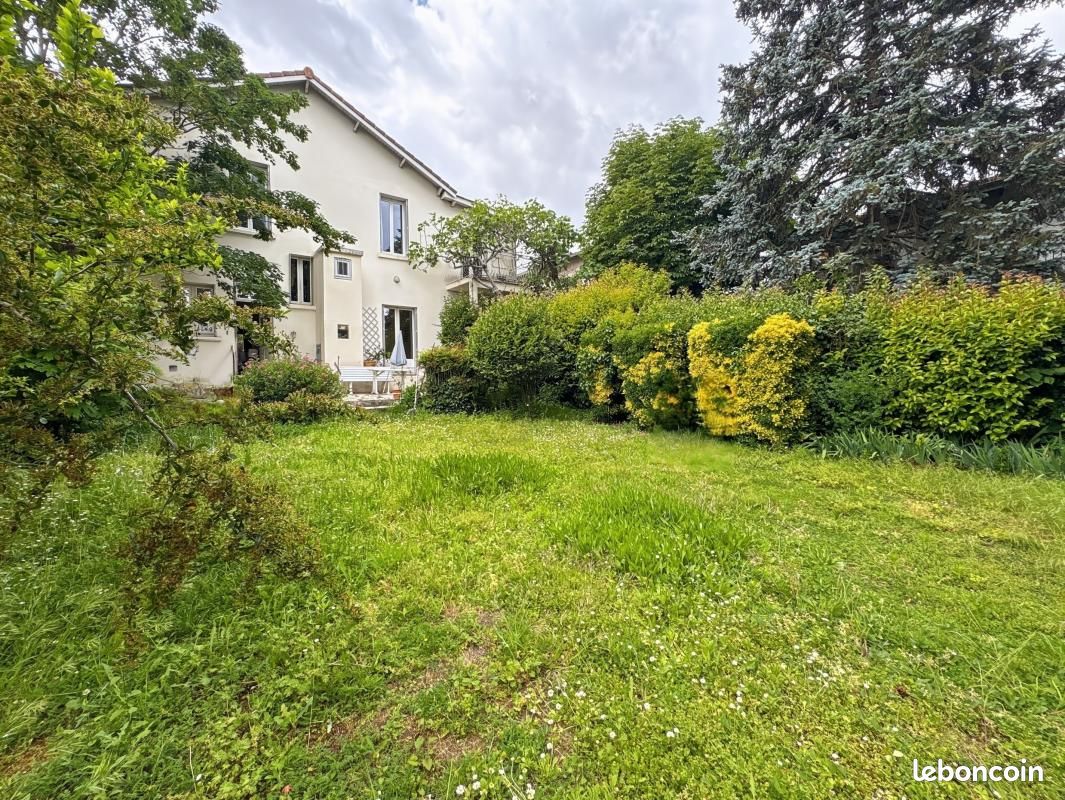 Maison 7 pièces 200 m² · à Toulouse · 200 m² · 699 000 €