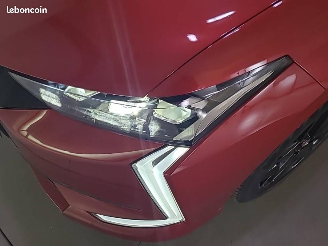 DS 4 BlueHDi 130 EAT8 - Performance Line+ (image 16)