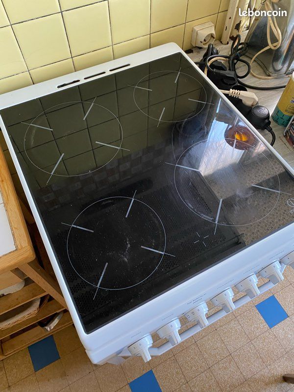 Cuisinière (image 2)