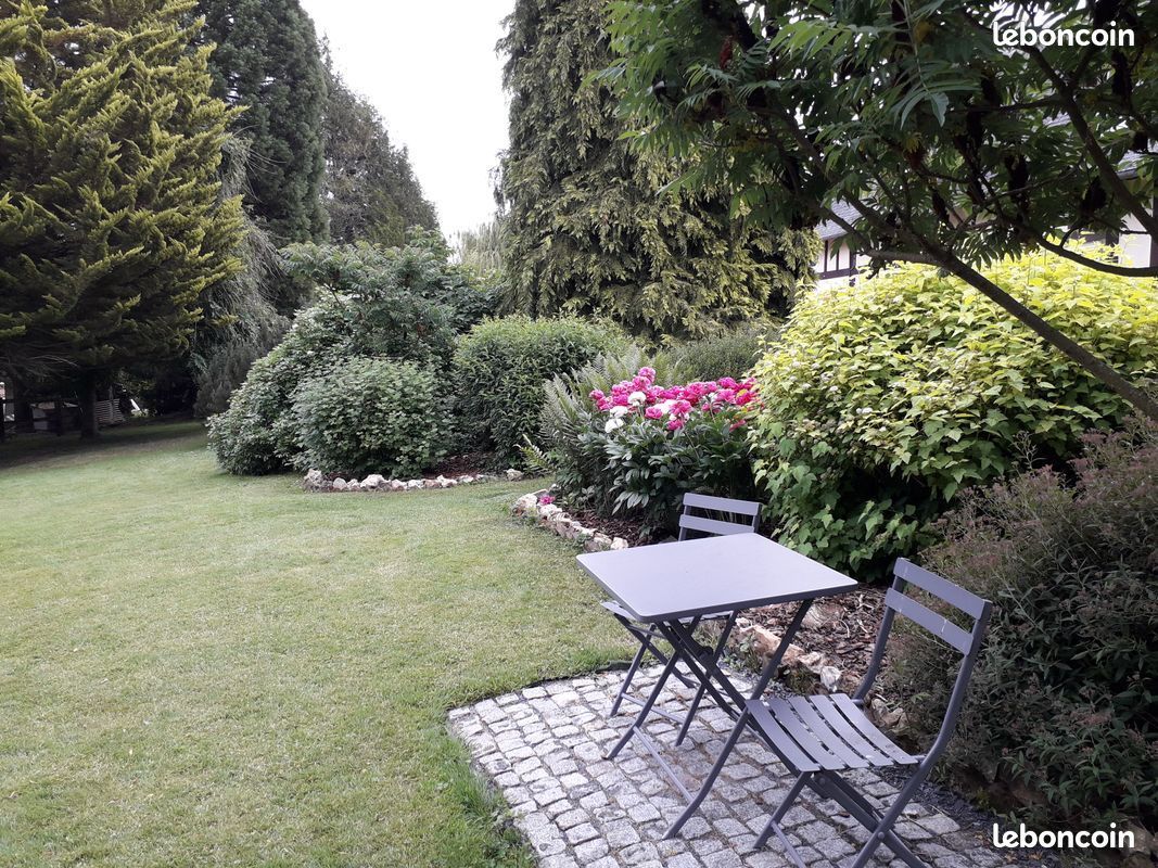 Je propose mes services règlement chèque emploi service urssaf césu jardinage,débroussaillage,taille de haie ,autres Nhésitez pas pas à me contacter (image 1)