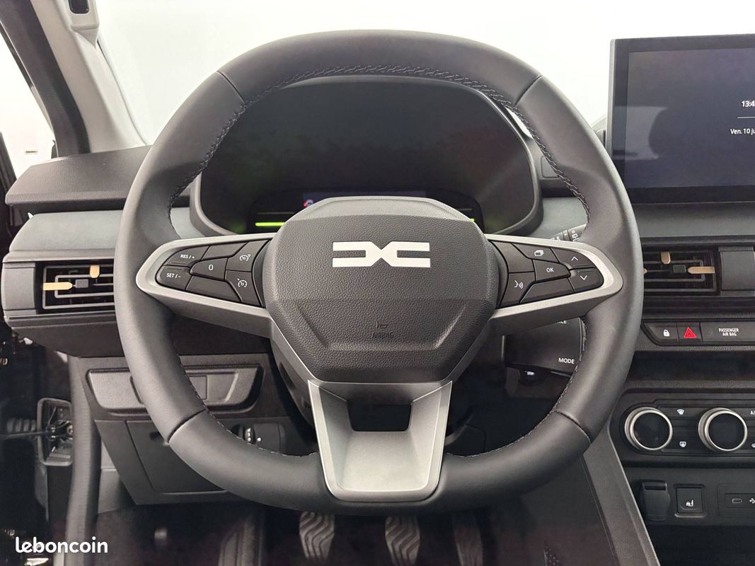 DACIA Sandero TCe 110 Stepway Extreme (image 15)