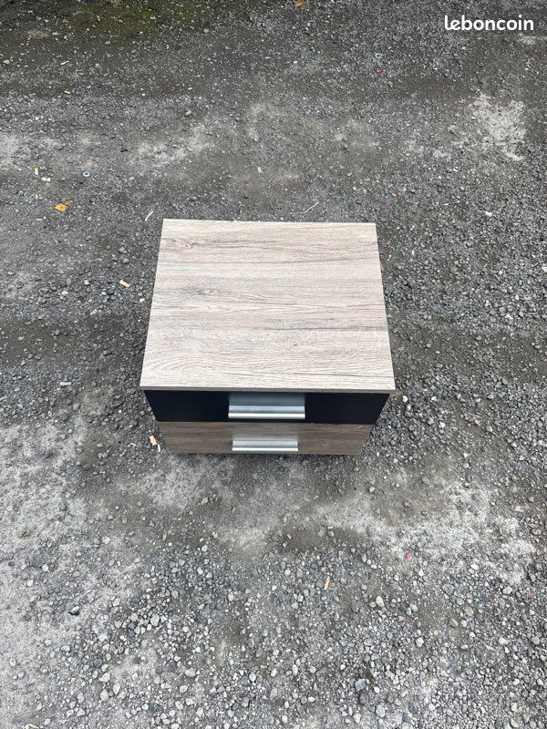 Table de chevet (image 2)