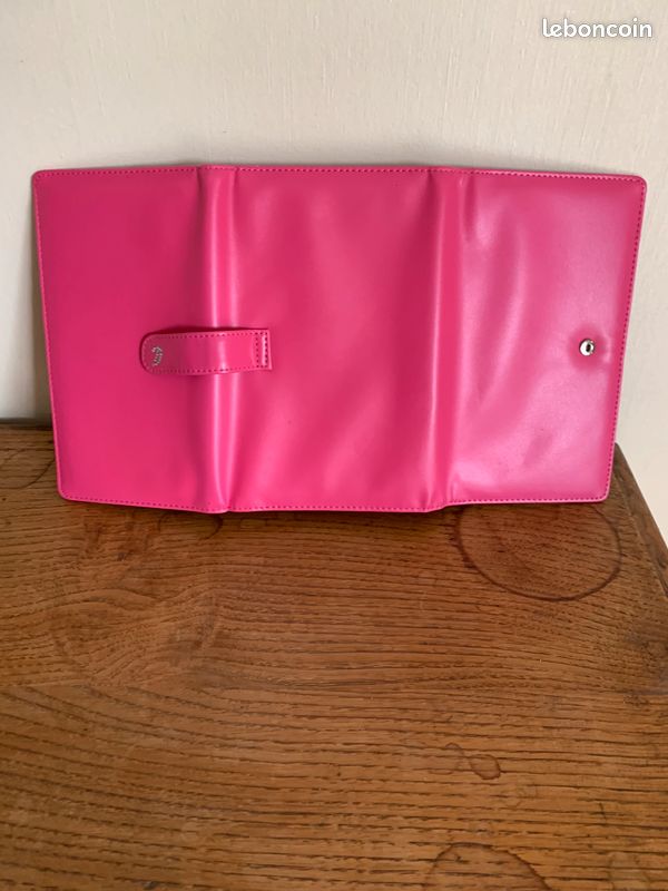 Porte monnaie, porte feuille rose en vinyl (image 3)