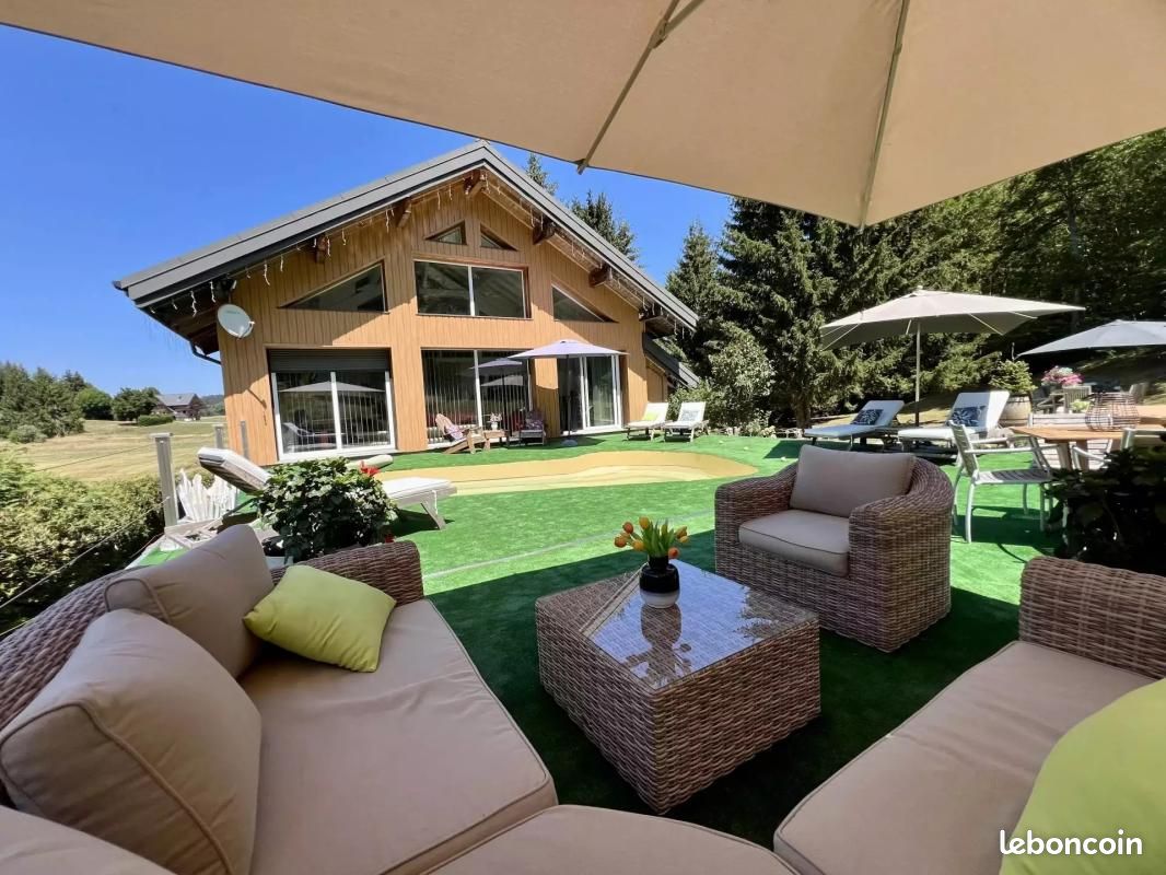 Maison 5 pièces 167 m² · aux Déserts · 167 m² · 728 000 €