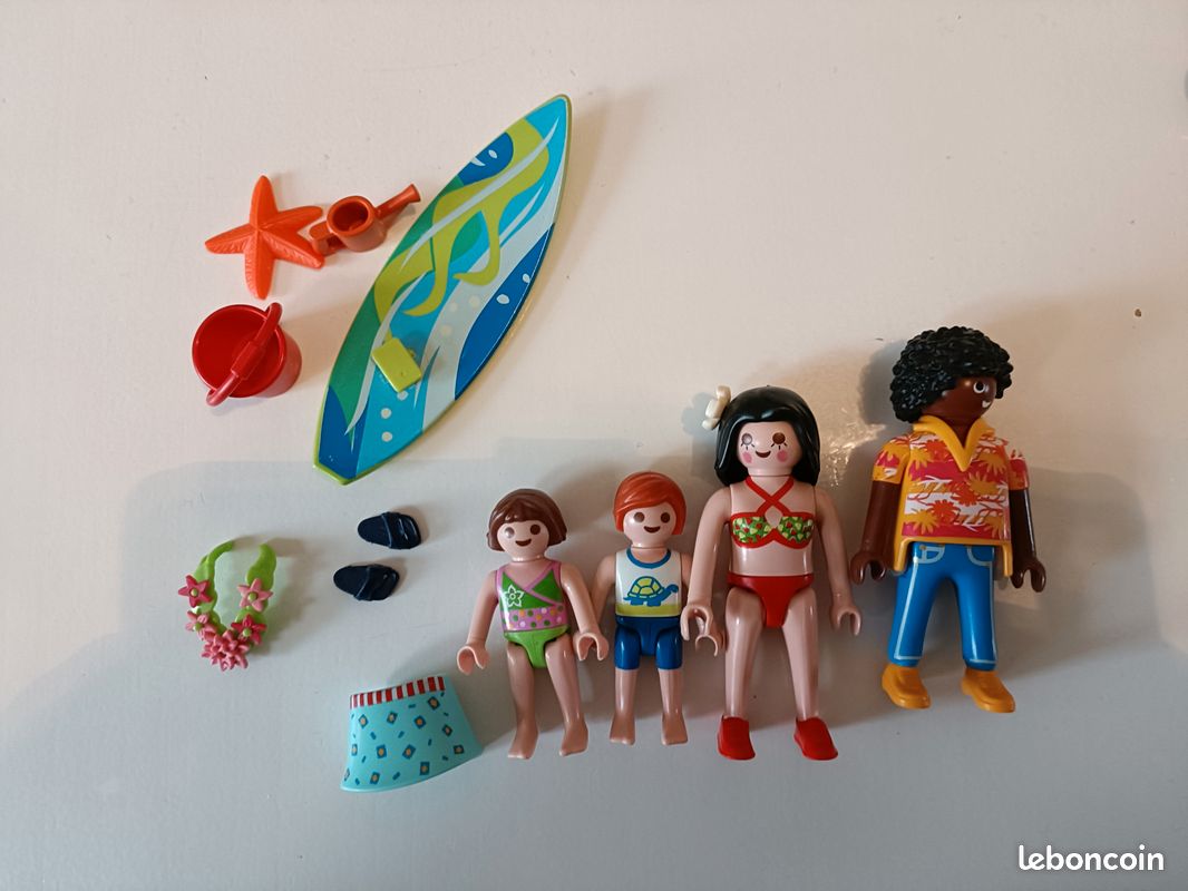 LOT 77 : L'ile de vacances Playmobil - n°6979 - univers : monde actuel (image 10)