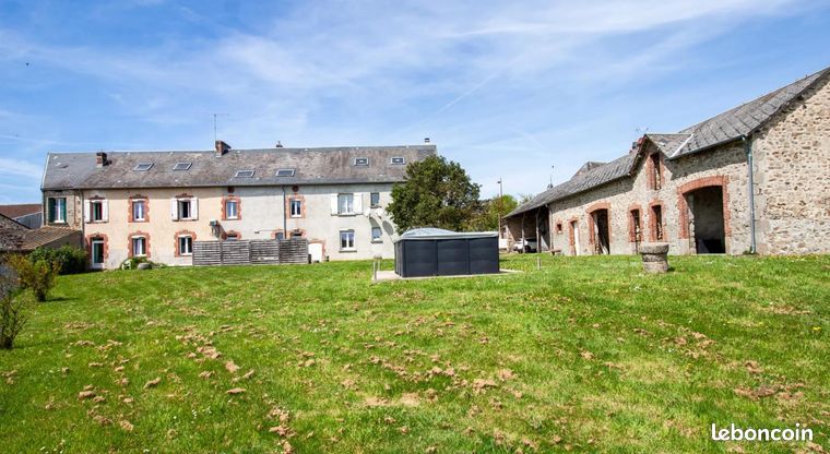 Maison 16 pièces 469 m²