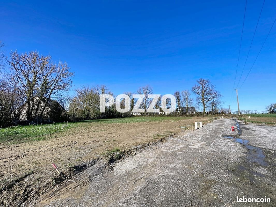 Terrain 531 m² Courvaudon · 53 100 €