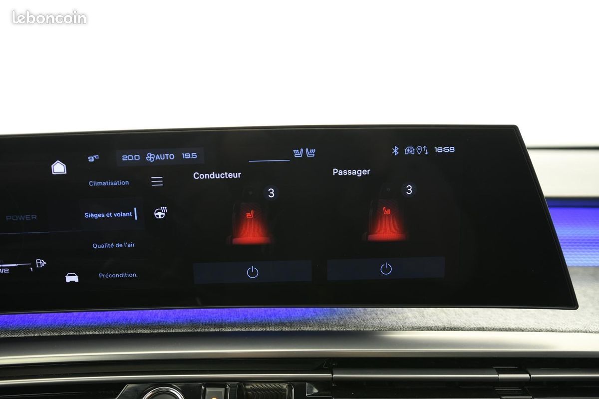 PEUGEOT 3008 Plug-in Hybrid 195 e-DCS7 GT FULL (image 28)