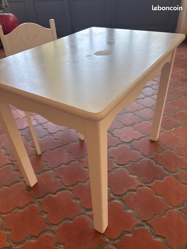Table + chaise enfant (image 3)