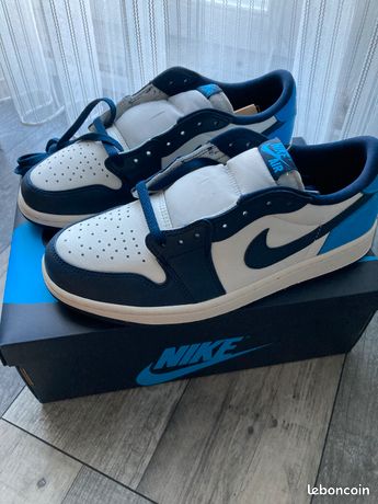 Air Jordan Low OG Obsidian Chaussures