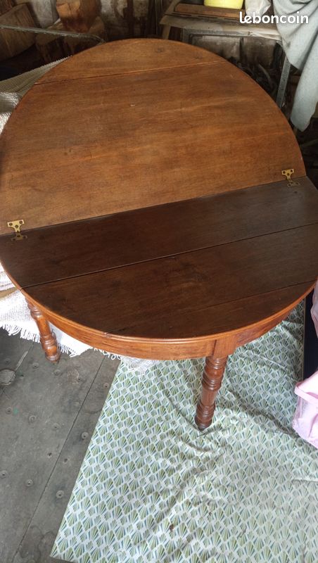 Table ancienne demi-lune en noyer (image 5)