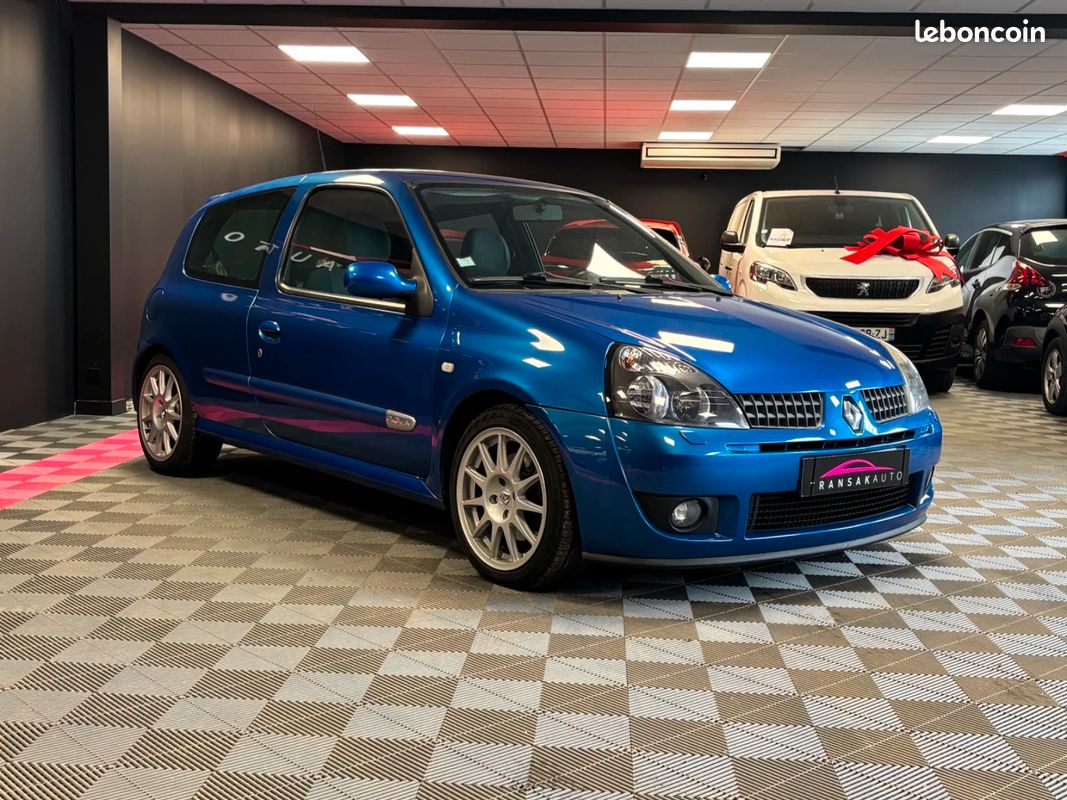 RENAULT CLIO 2.0i 16V Sport Jean Ragnotti (image 5)