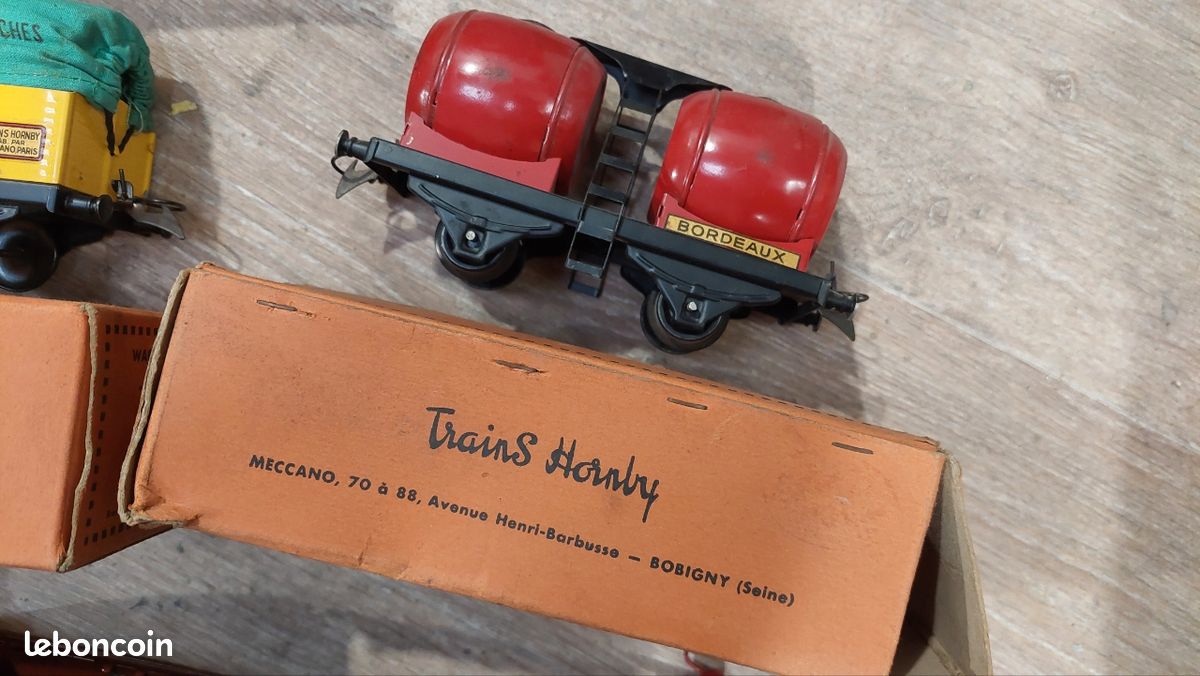 TRAINS HORNBY MECCANO échelle 0:2 quais + sémaphore en l'état sorti