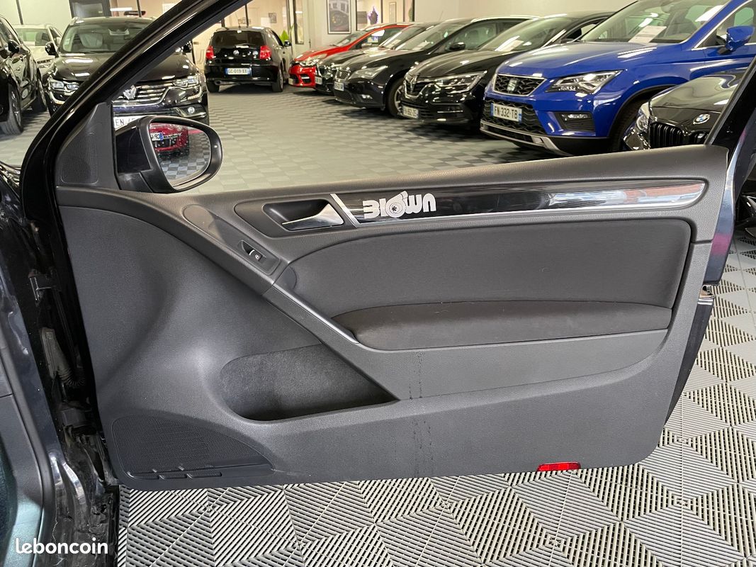 VOLKSWAGEN GOLF VI GTi 2.0 TSi 210 (image 36)