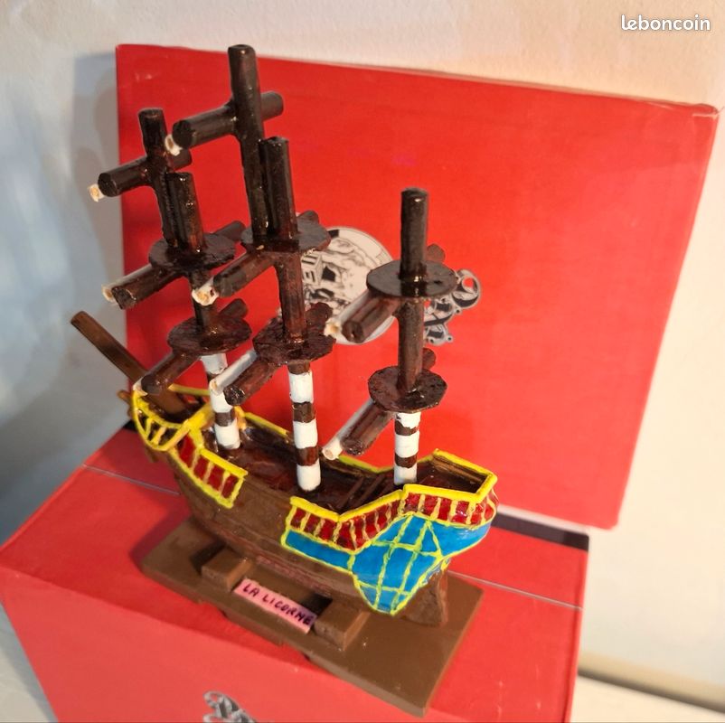 Bateau et boîte tintin la licorne (image 3)