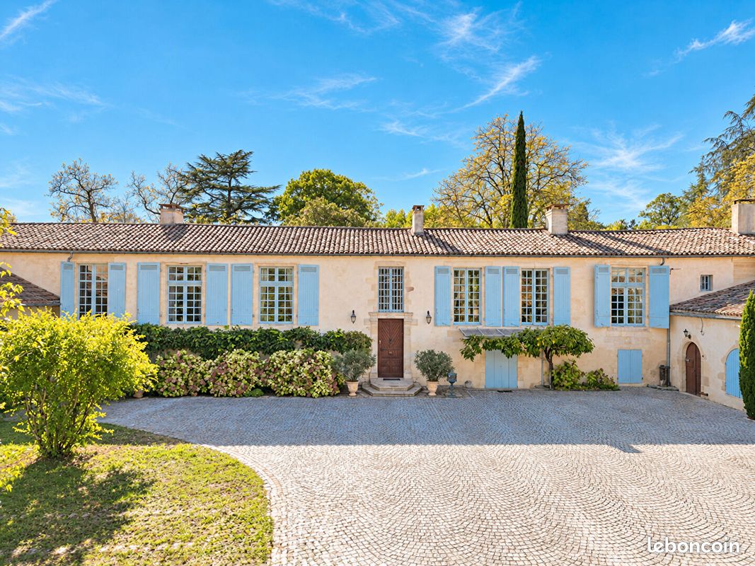 Maison 12 pièces 265 m² · à Cadillac-sur-Garonne · 265 m² · 1 310 000 €