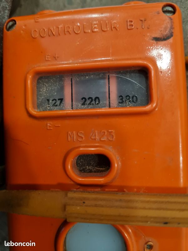 Ancien voltmetre Detex MS423 (image 3)