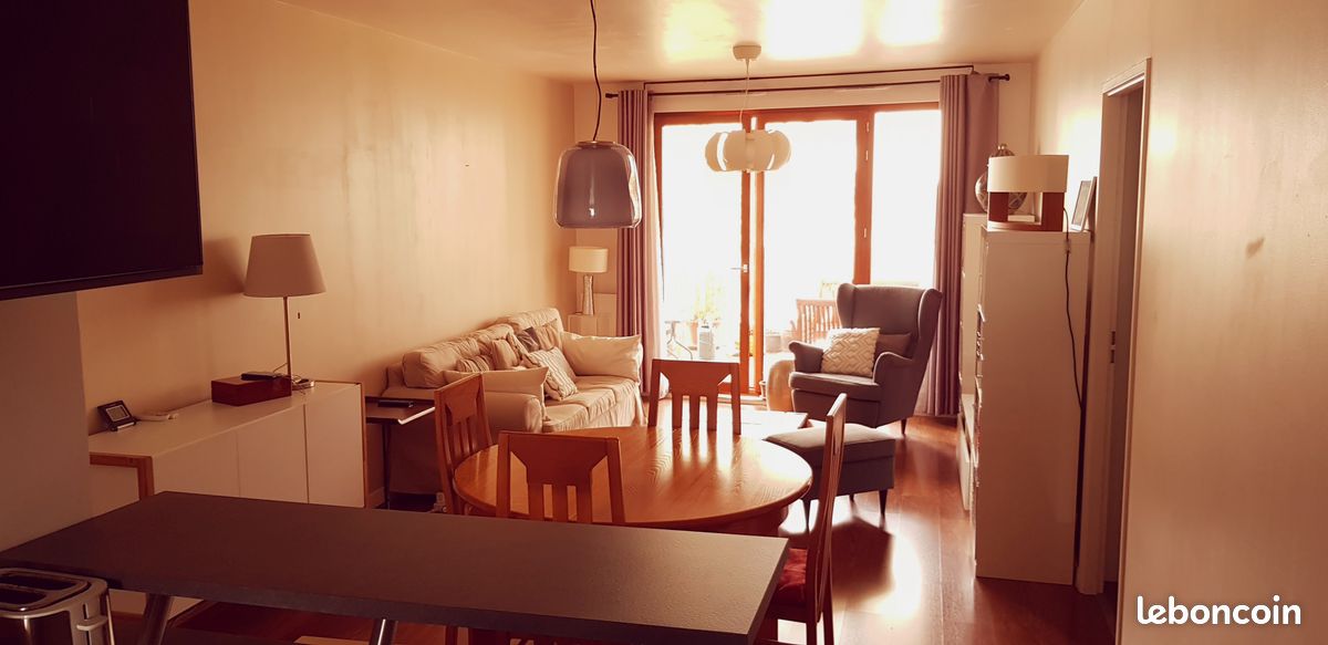 Parking 4 pièces 86 m² · à Bordeaux · 86 m² · 1 350 €/mois
