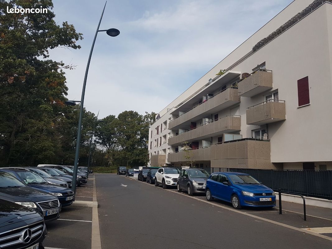 Appartement 2 pièce(s) 39 m²à louer Sainte-genevieve-des-bois