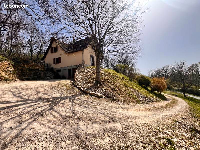 Maison 7 pièces 172 m² · à Châteauneuf-sur-Cher · 172 m² · 165 900 €