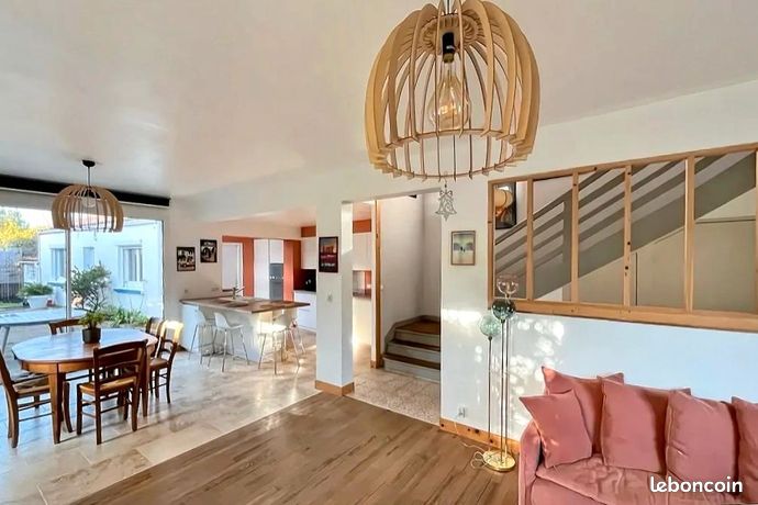 Maison de ville 4 pièces 140 m²