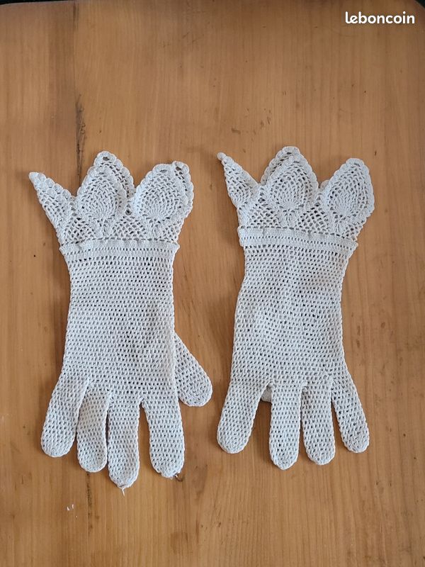 Paire de gants ancien (image 1)