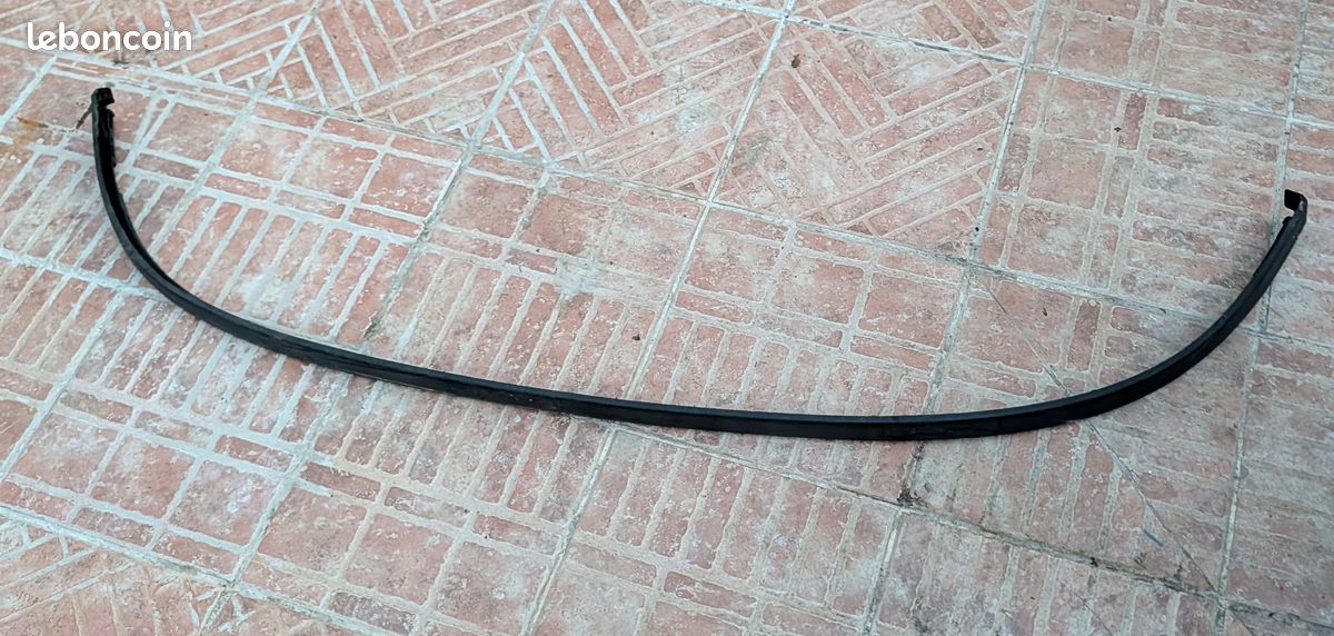 Lame Spoiler Pare Choc Avant Clio III 3 Phase 1 -> 2005 / 2008 (image 1)