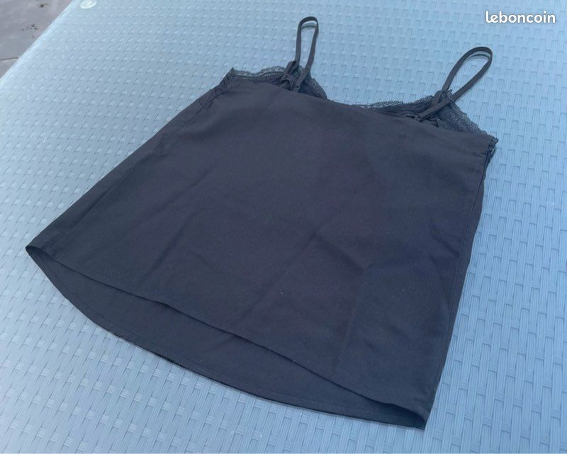 Débardeur Kiabi taille S (image 3)