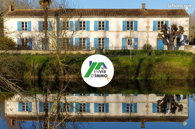 Maison 10 pièces 310 m²