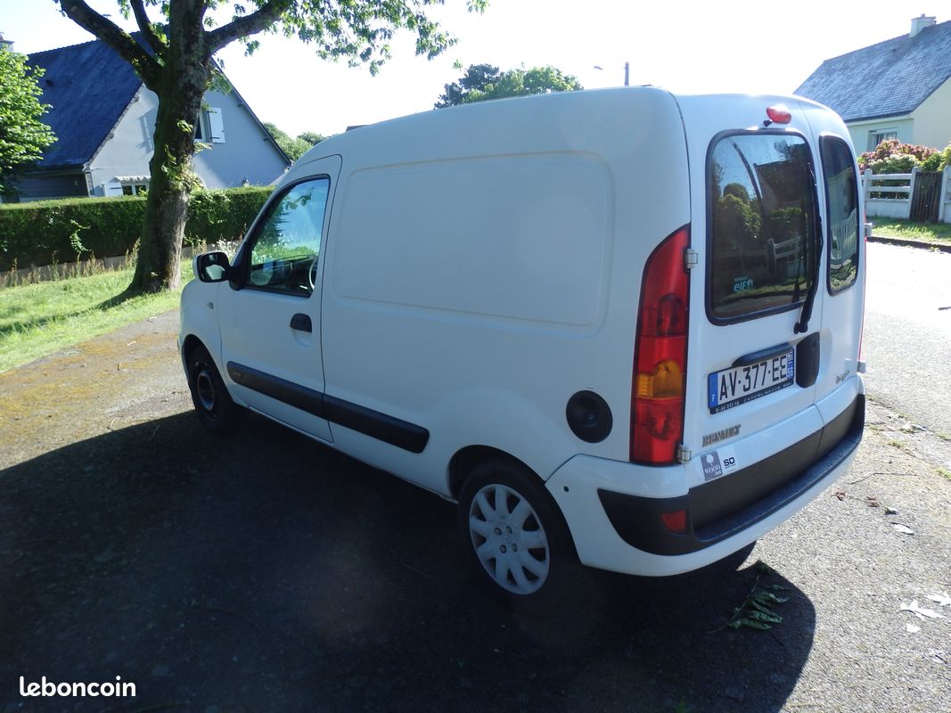 Renault Kangoo Express 1.5 DCI 70cv - 6cv 2008 - GRAND CONFORT - Diesel - Boîte manuelle - phase 3 (image 2)