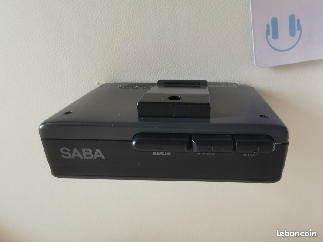 Walkman SABA MC8205 Stéréo à Cassettes, Vintage 90's, Fonctionne, Courroie Neuve