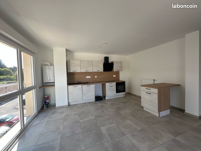 Appartement 2 pièces 51 m² · à Les Abrets en Dauphiné · 51 m² · 850 €