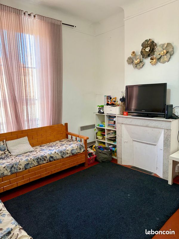 Appartement 3 pièces 49 m² · à Toulon · 49 m² · 80 000 €