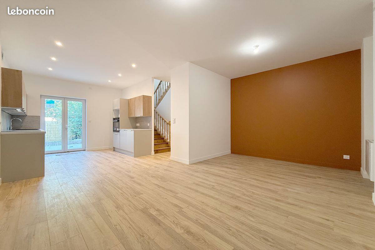 Appartement 4 pièces 61 m² · à Villeurbanne · 61 m² · 1 800 €