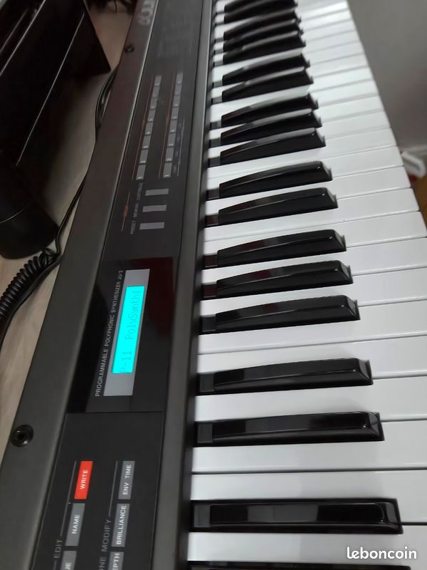 Synthétiseur analogique Roland juno 2 entièrement rénové (image 3)
