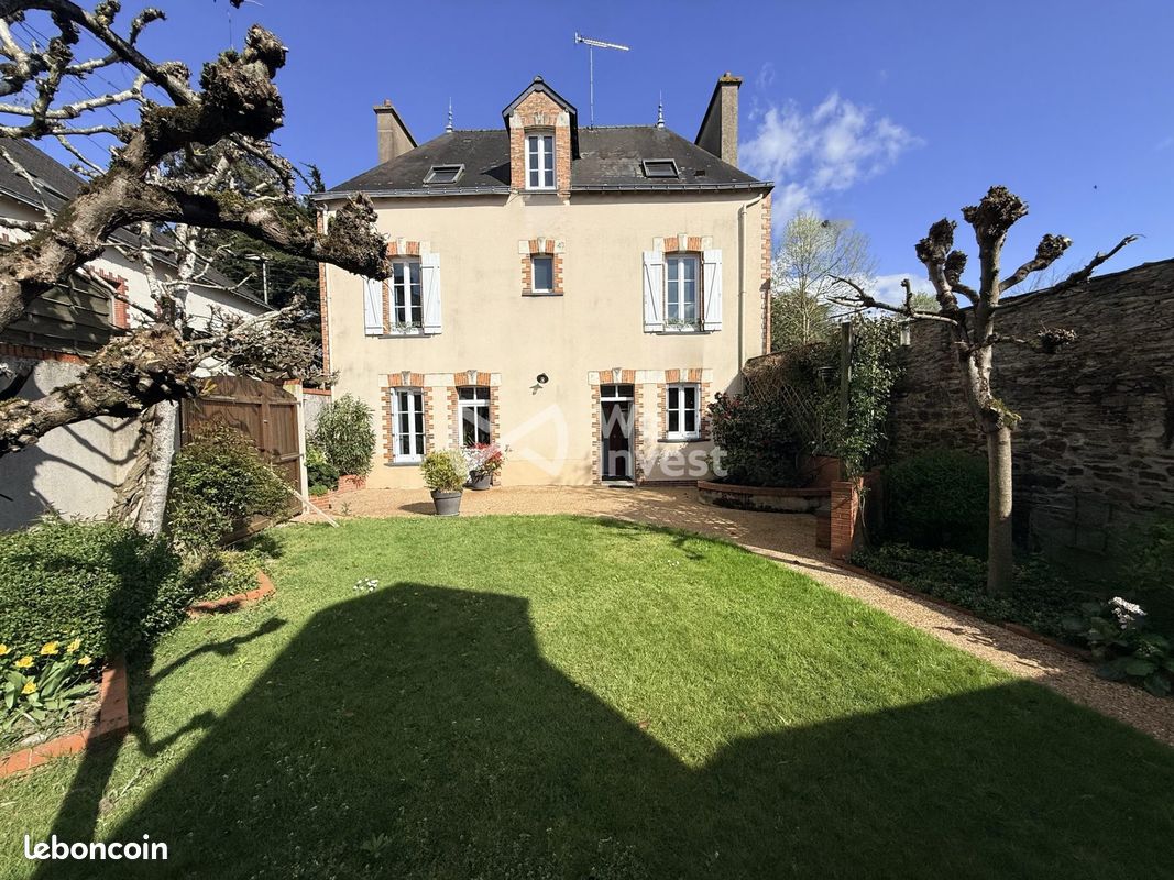 Maison 9 pièces 205 m² · à Châteaubriant · 205 m² · 397 000 €