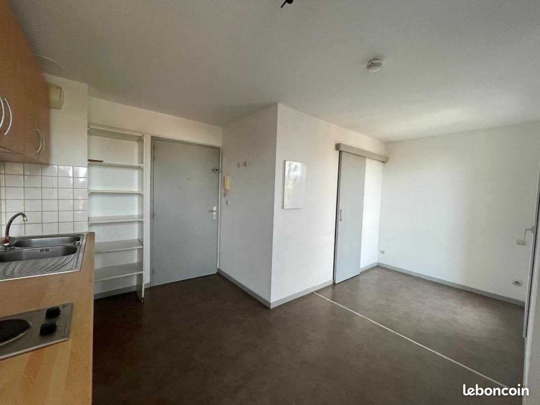 Appartement 1 pièce 17 m² · à Toulouse · 17 m² · 476 €/mois