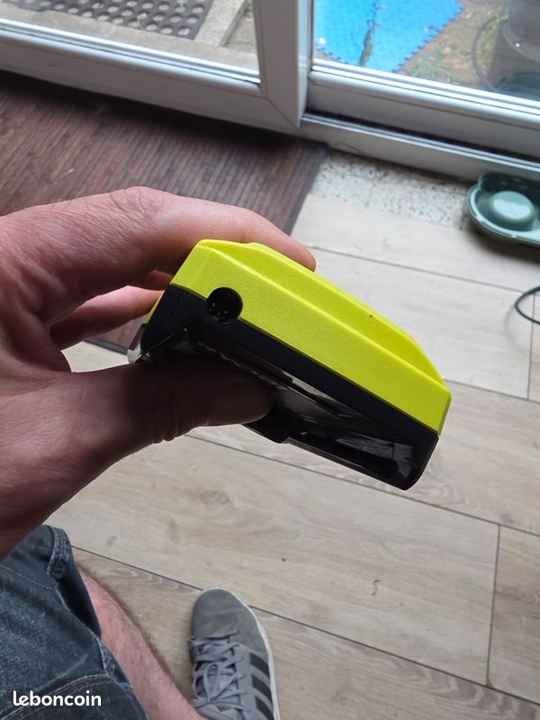 Chargeur Ryobi 36V 1.7A (image 3)