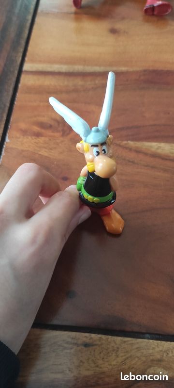 Lot de figurines (image 3)