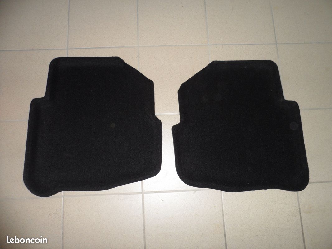 Tapis De Voiture Sur Mesure Pour Nissan Juke 2 (2019+) - Set 4 Pièces Avec Logo Brodé