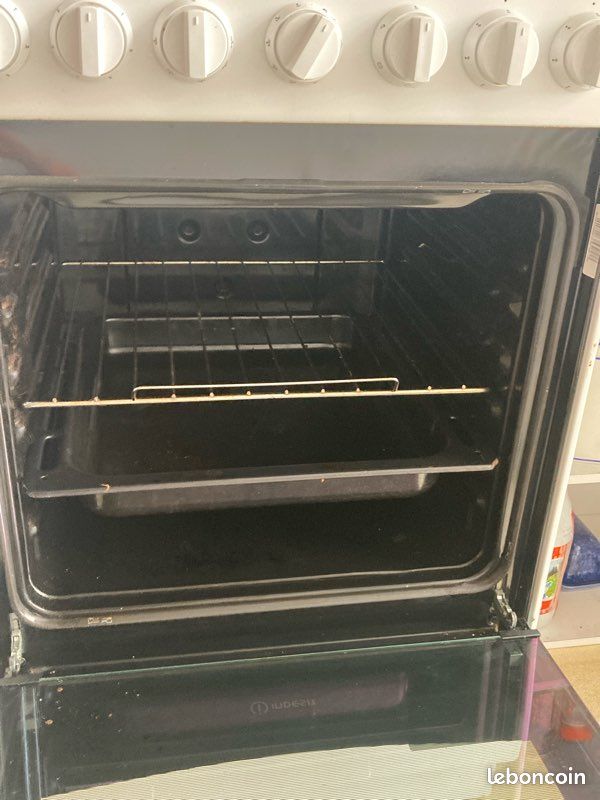 Cuisinière vitrocéramique (image 2)