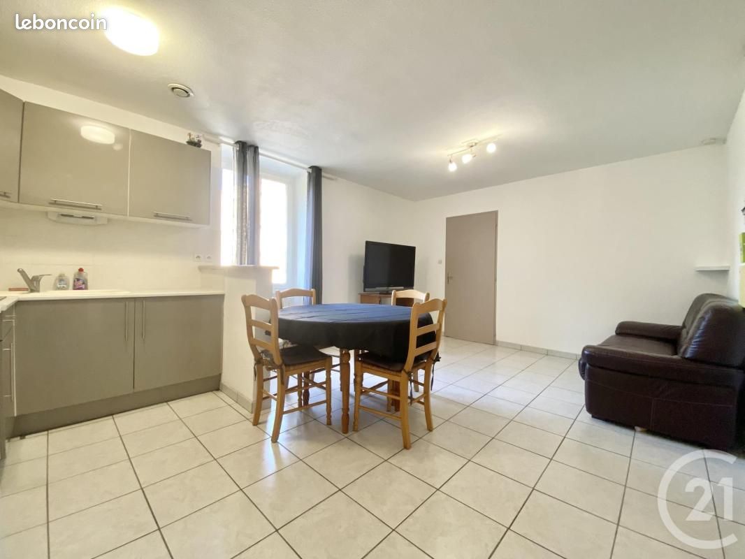 Appartement 2 pièces 36 m² · à Les Abrets en Dauphiné · 36 m² · 500 €