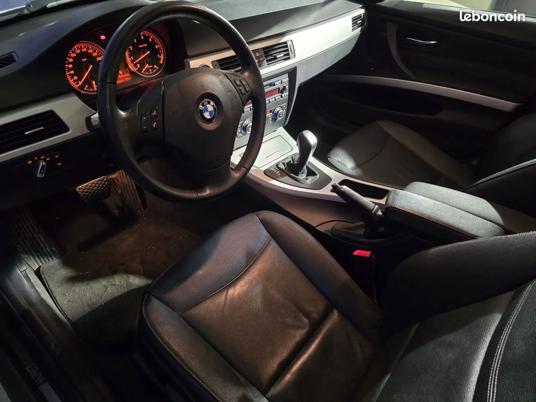 BMW SERIE 3 325i E91 3.0 PACK LUXE - BVA - SIEGES EN CUIR CHAUFFANT - ENTRETIEN A JOUR (image 15)