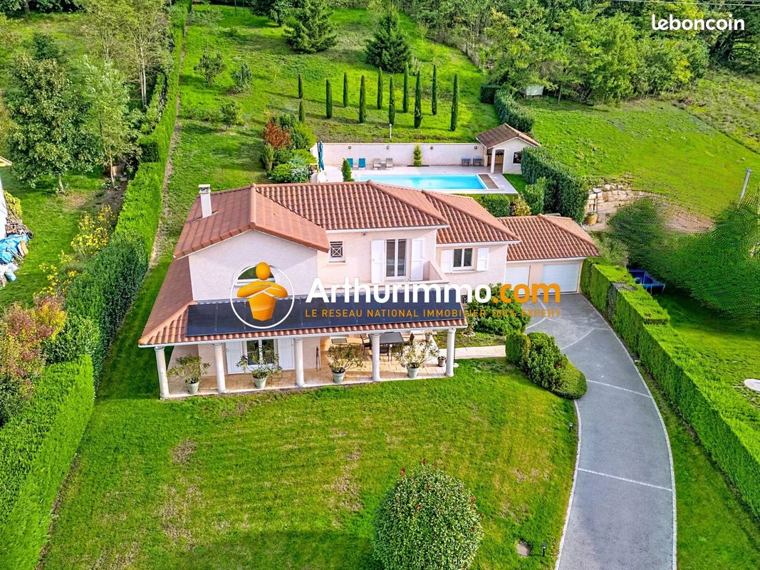 Maison 6 pièces 152 m² · à Bourgoin-Jallieu · 152 m² · 529 000 €