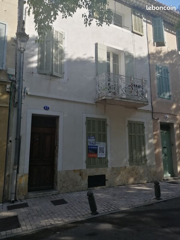 Appartement 4 pièces 84 m² · à Gémenos · 84 m² · 274 000 €