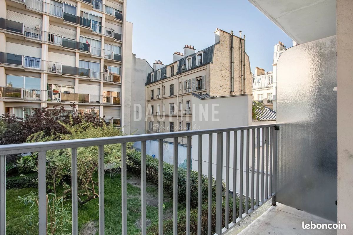 Appartement 1 pièce 17 m² · à Paris · 17 m² · 231 000 €