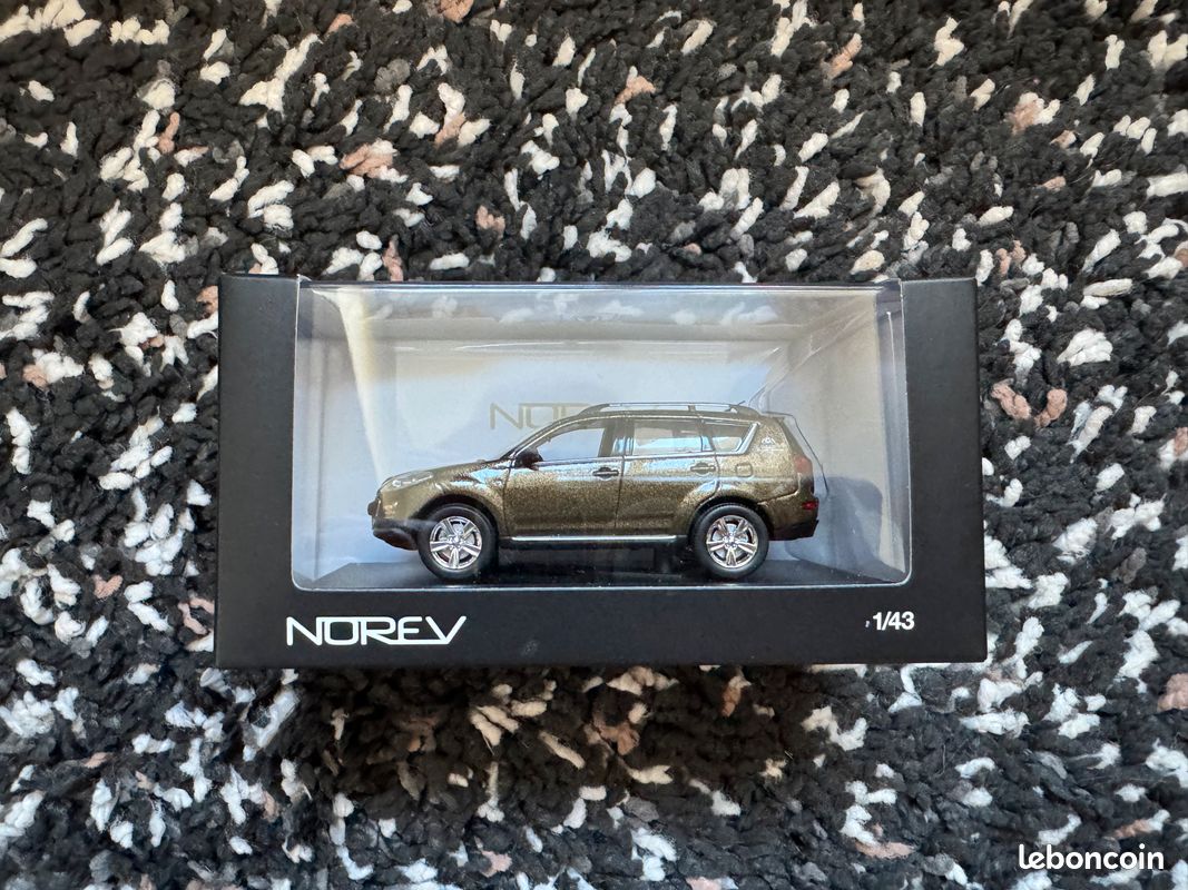 NOREV SUPERBE PEUGEOT 4007 ech 1/64 NEUF EN BOITE K3 EUR 4,50 - FR