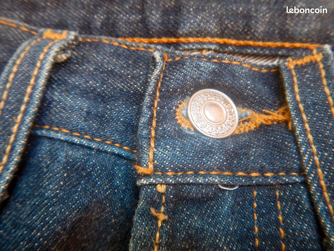 LEVIS 501 Vintage 2005 29/30 Brut Coupe Droite modèle USA comme