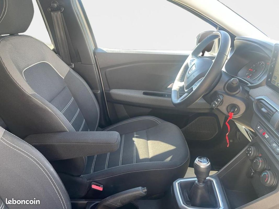 Dacia Jogger 1.0 TCe 110ch Confort 5 places (image 25)